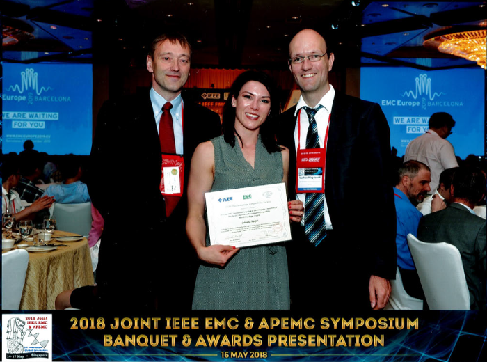 Frau Kasper Best EMC paper Award